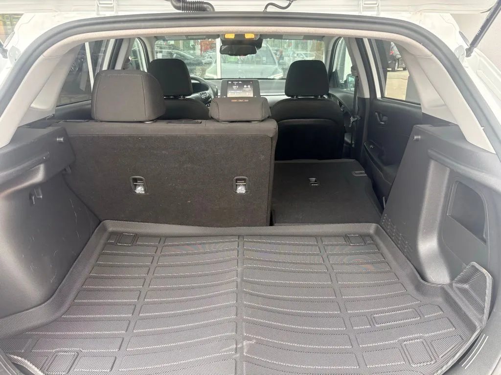 2023 Hyundai Kona SEL - Photo 22
