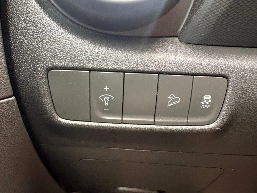 2023 Hyundai Kona SEL - Photo 39