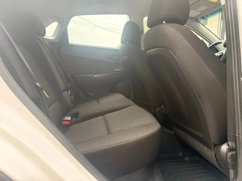 2023 Hyundai Kona SEL - Photo 32