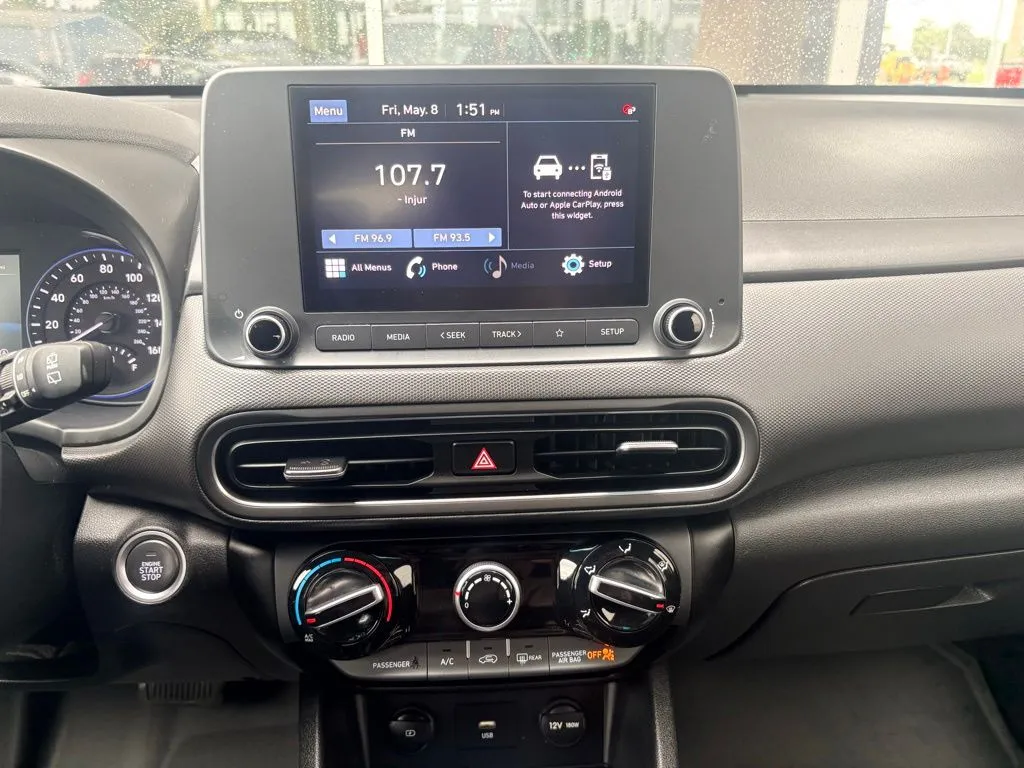 2023 Hyundai Kona SEL - Photo 11
