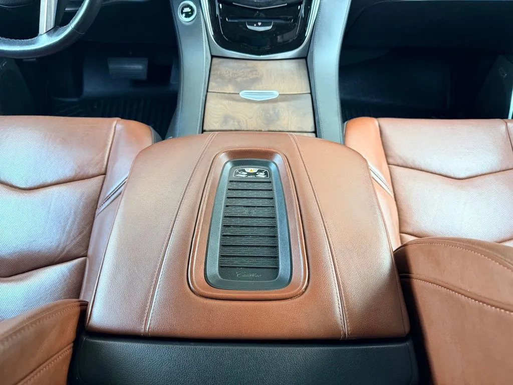 Cadillac Escalade photo 52
