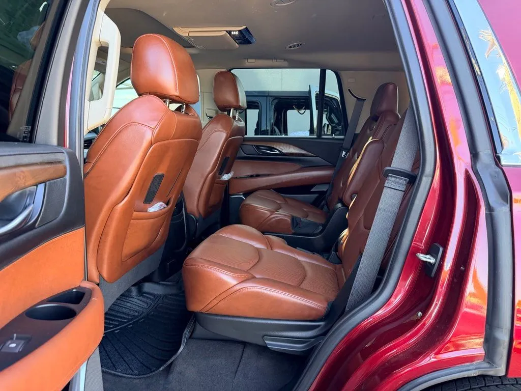 Cadillac Escalade photo 42