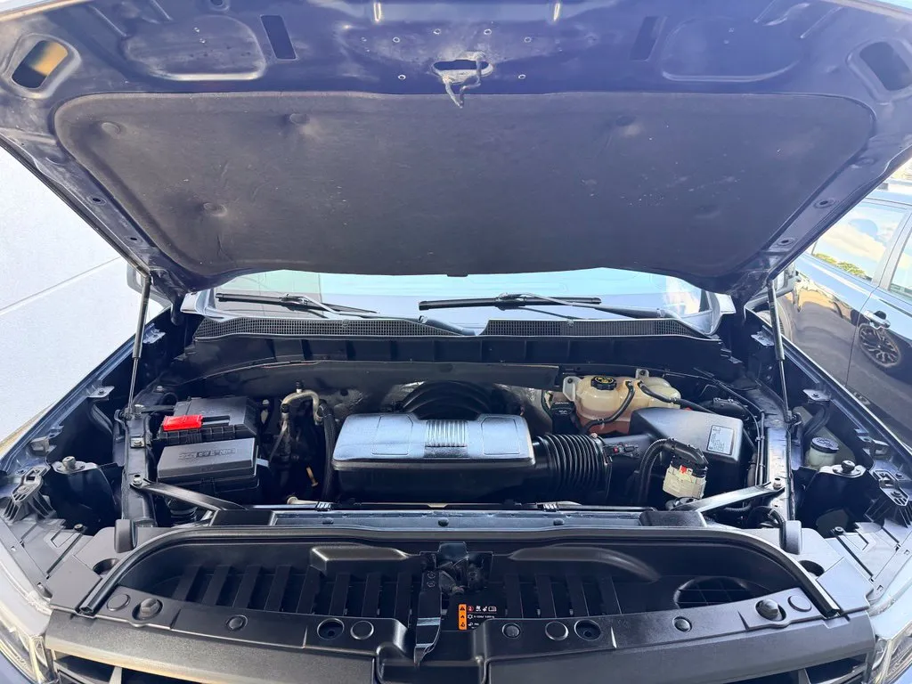 Chevrolet Silverado photo 27