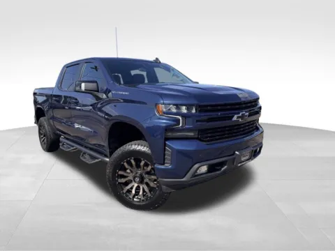 Photos of 2021 Chevrolet Silverado 1500 RST for sale in Topeka, KS at Platinum Auto Plaza