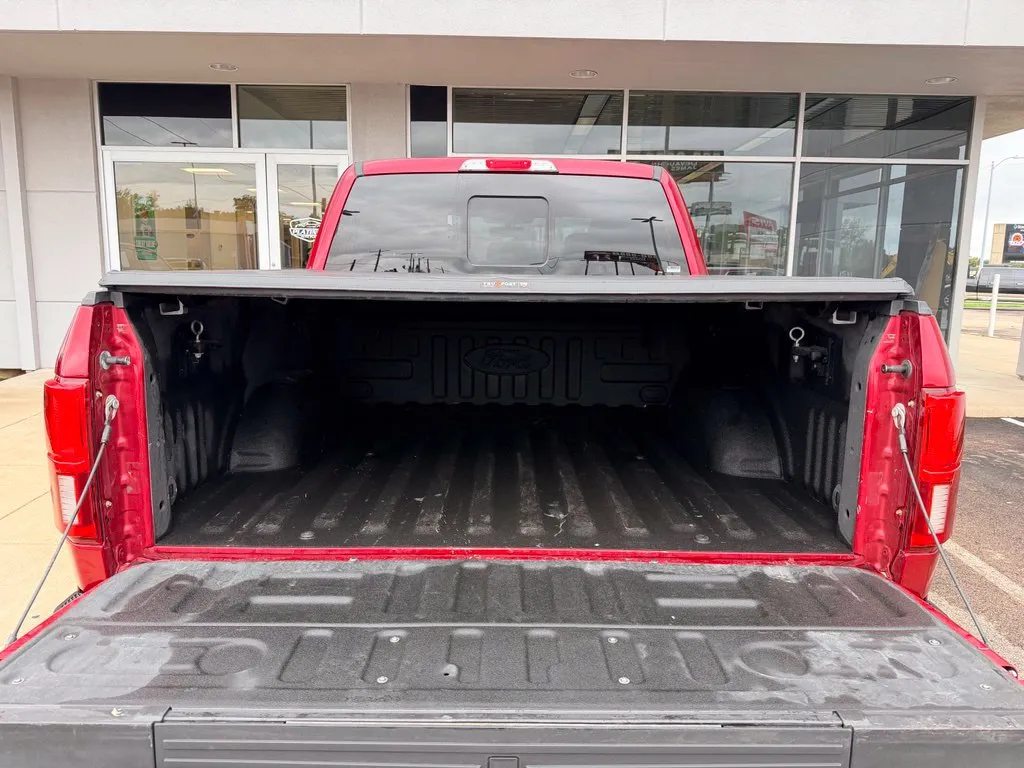 Ford F-150 photo 32