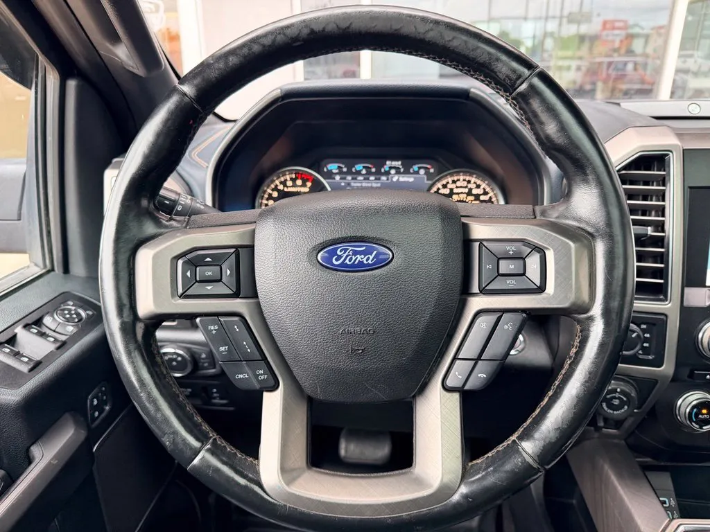 Ford F-150 photo 7