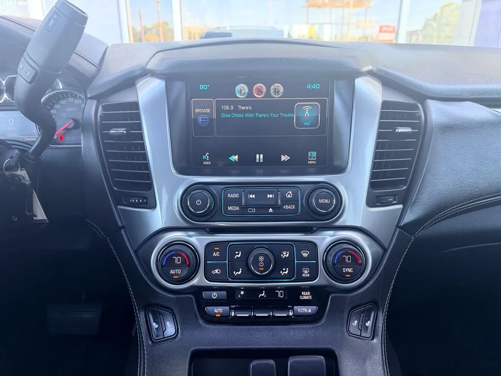 Chevrolet Tahoe photo 14