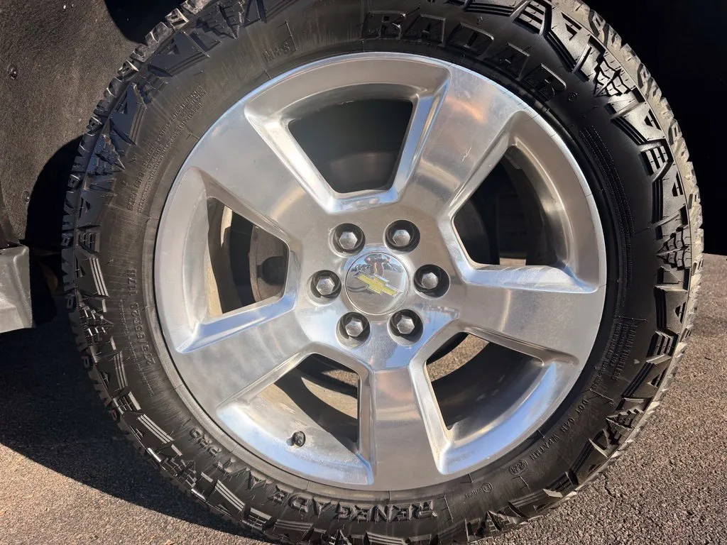 Chevrolet Tahoe photo 34