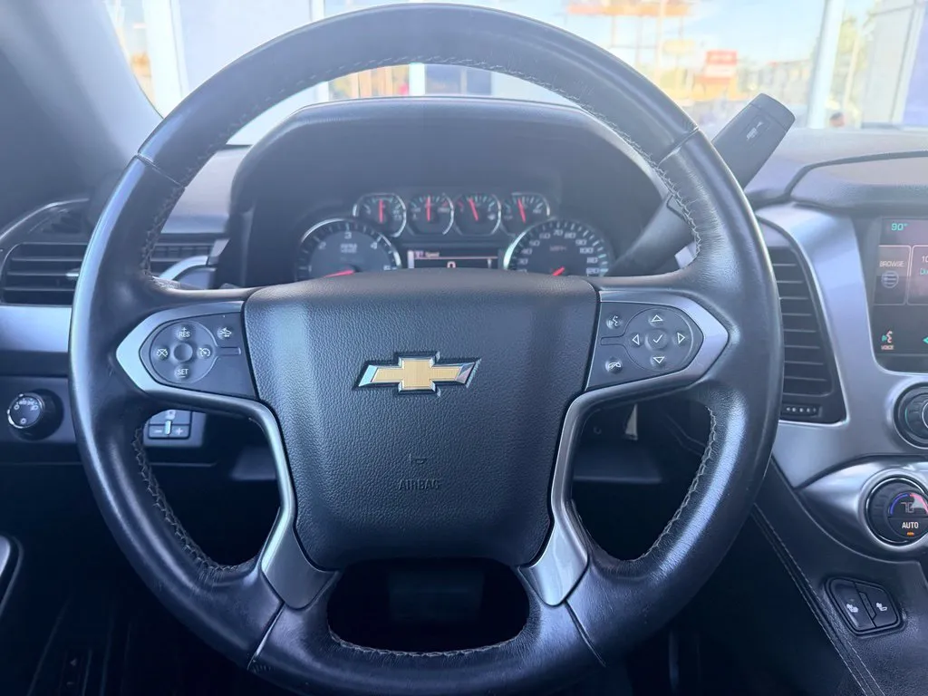 Chevrolet Tahoe photo 8