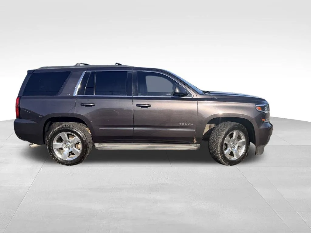 Chevrolet Tahoe photo 28