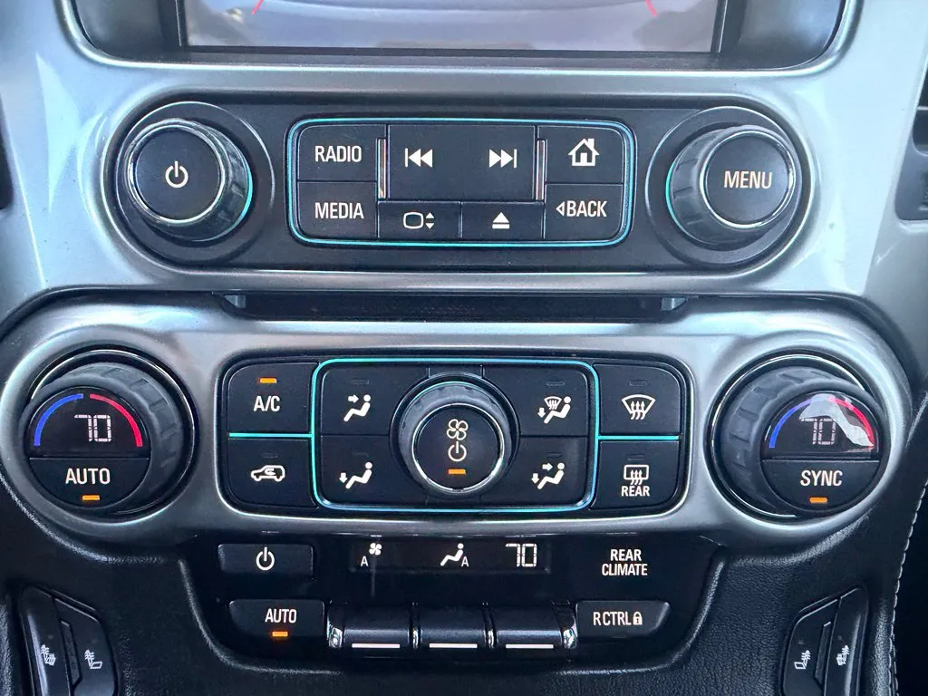 Chevrolet Tahoe photo 18