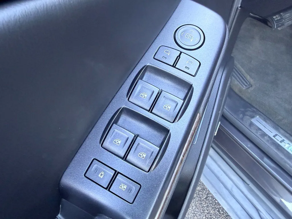 Chevrolet Tahoe photo 36
