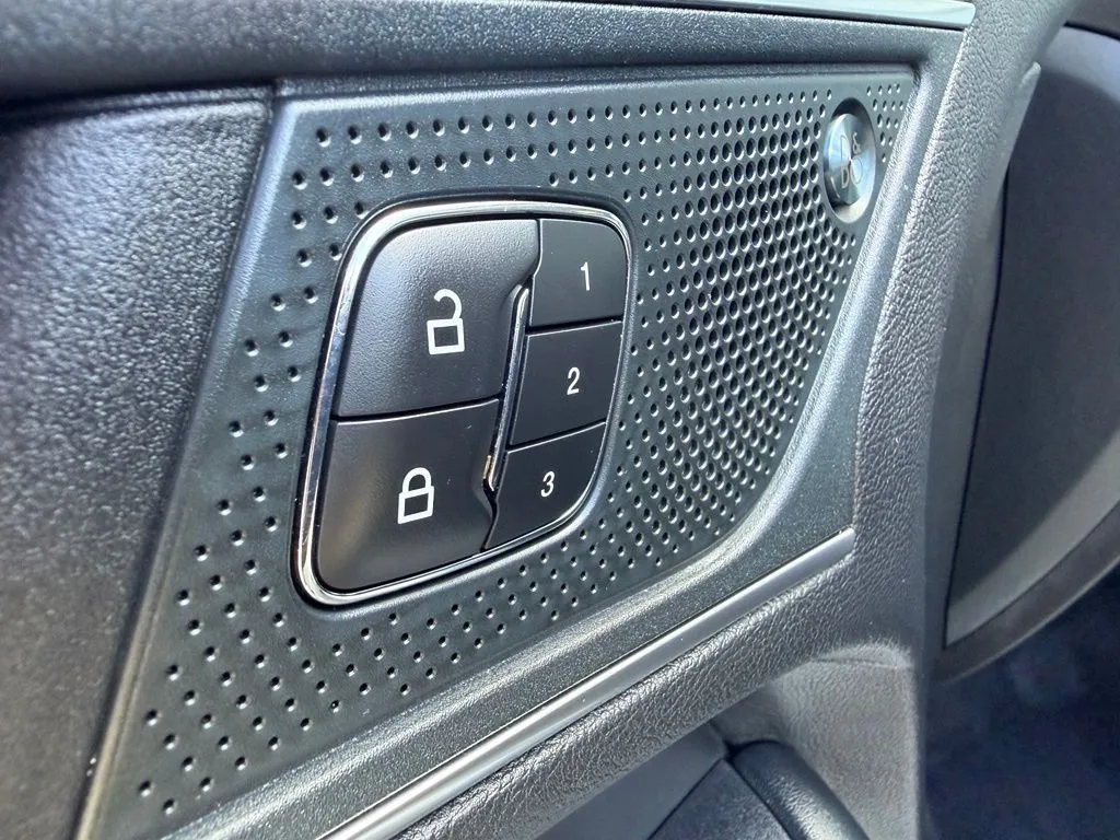 Ford Edge photo 33