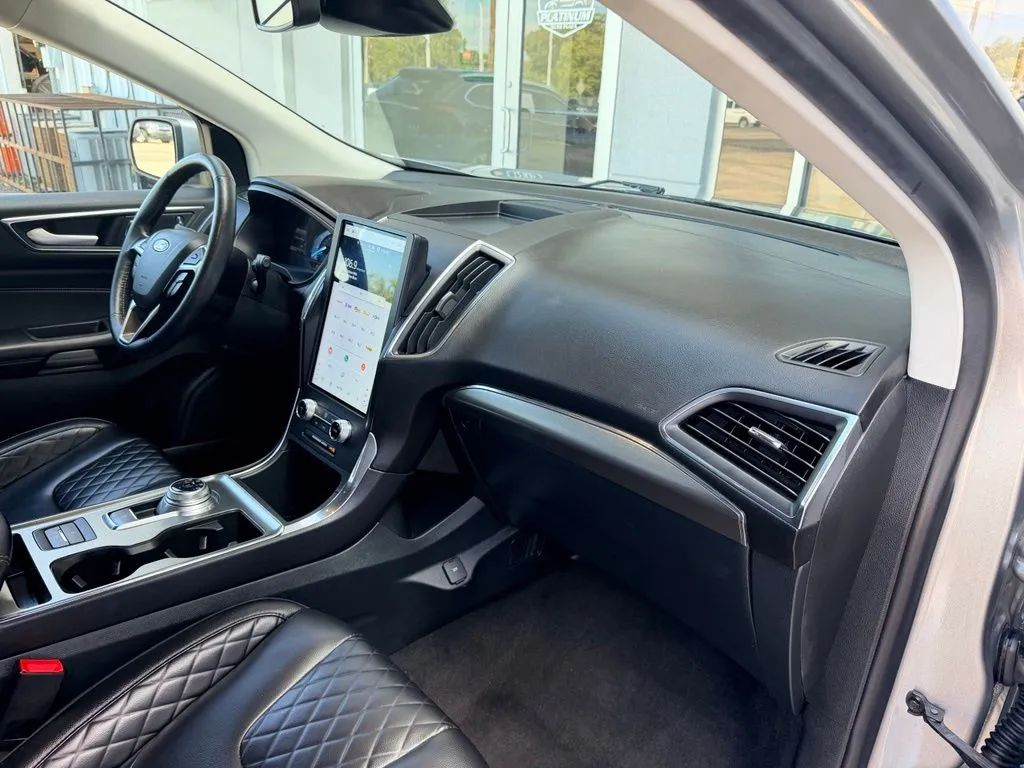 Ford Edge photo 38