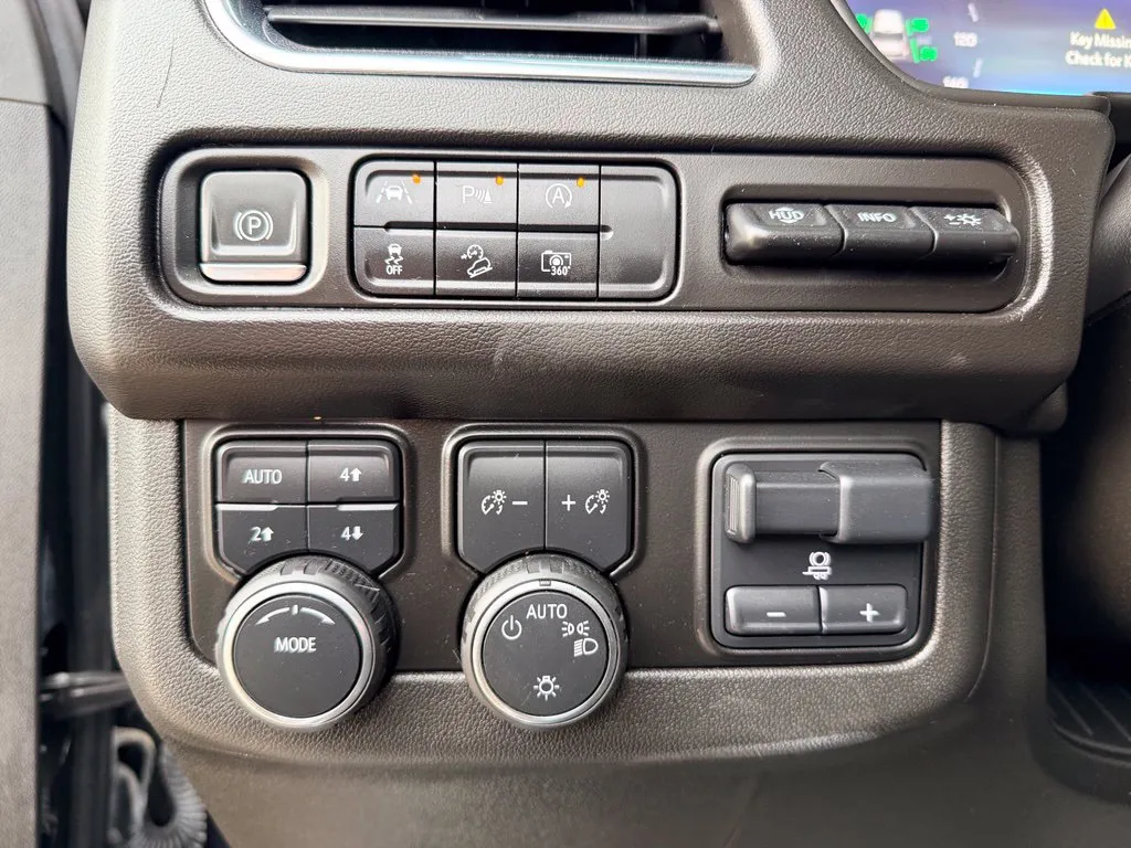 Chevrolet Tahoe photo 56