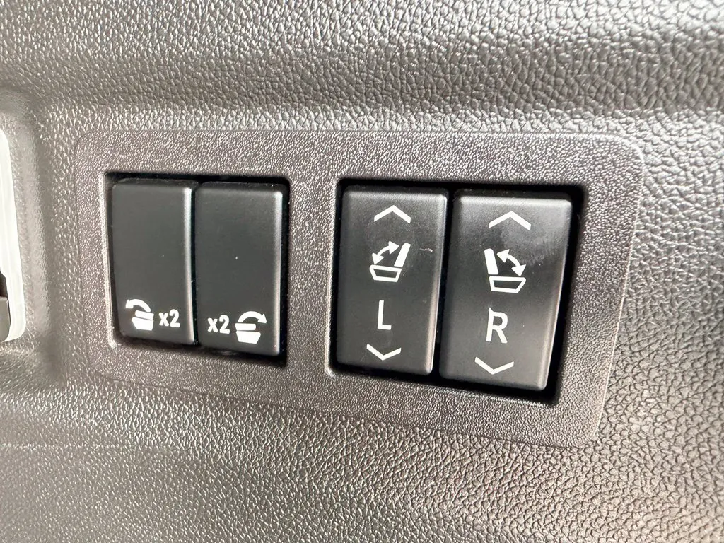 Chevrolet Tahoe photo 34