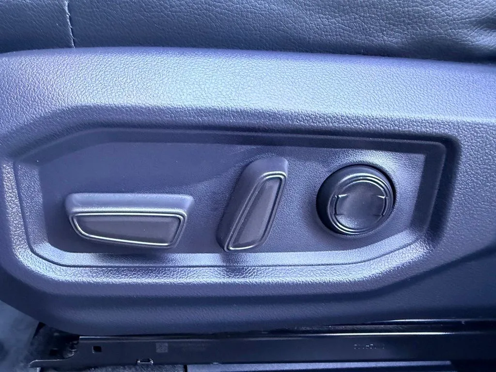 Toyota Tundra photo 41
