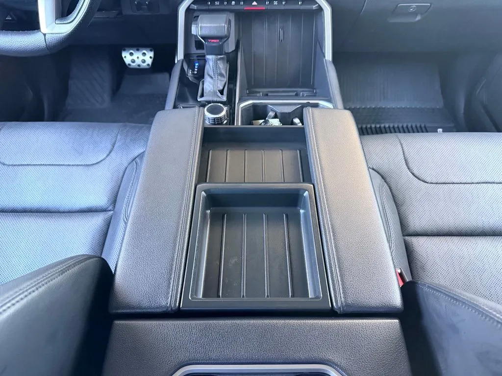 Toyota Tundra photo 49