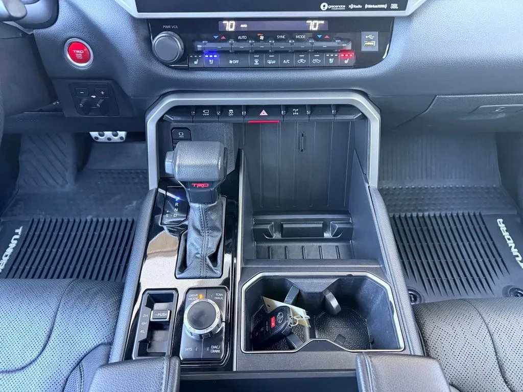 Toyota Tundra photo 48