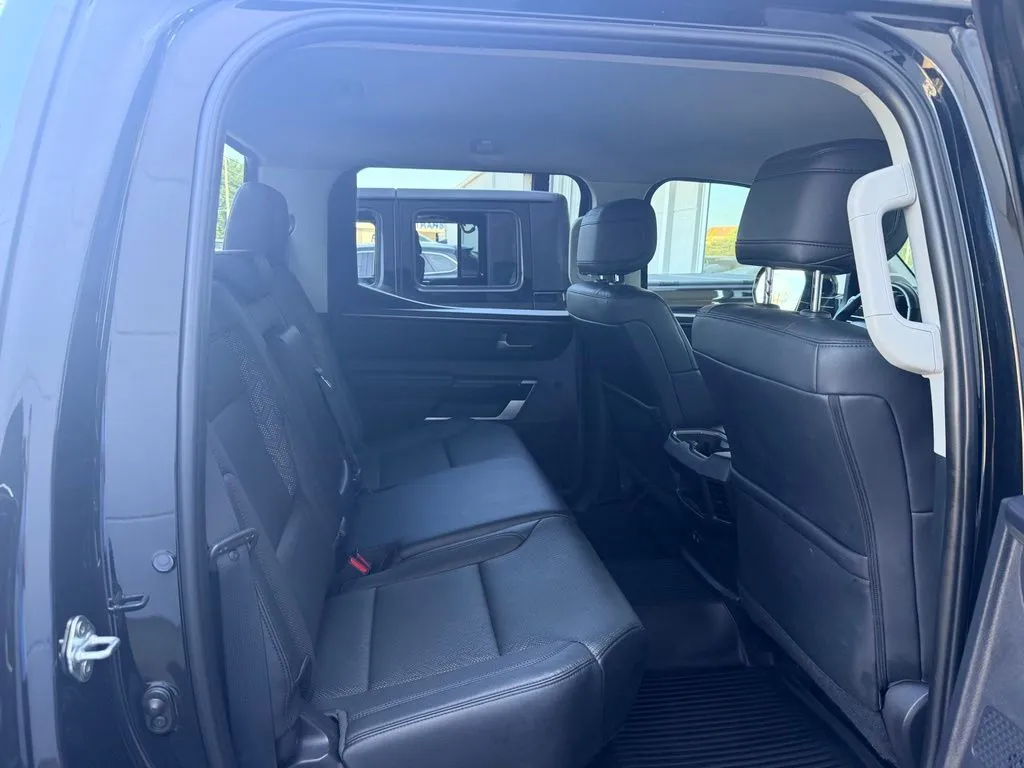 Toyota Tundra photo 47