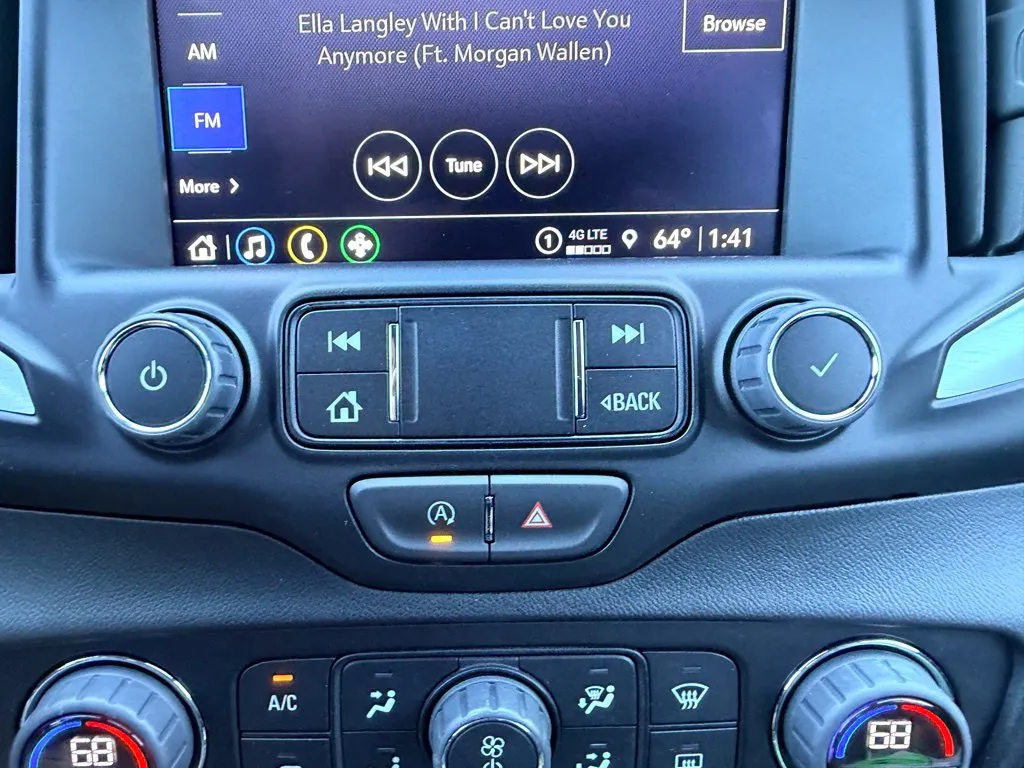 GMC Terrain photo 17