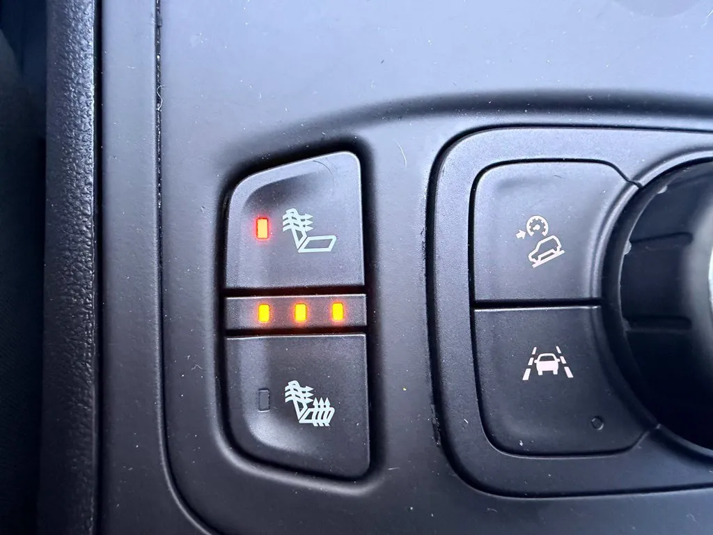 GMC Terrain photo 23