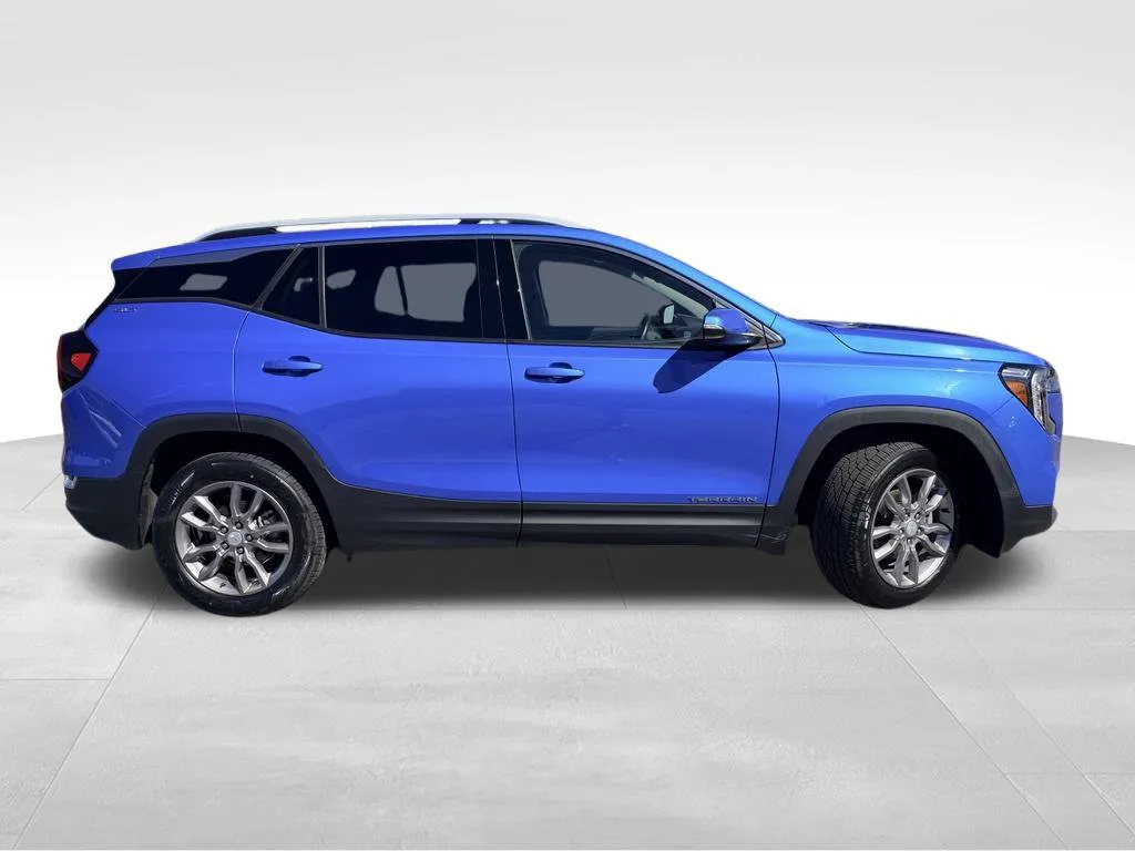 GMC Terrain photo 28