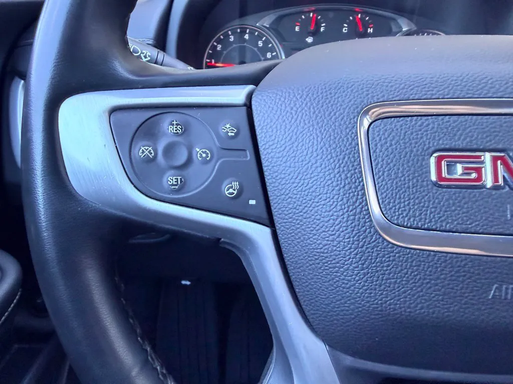 GMC Terrain photo 9