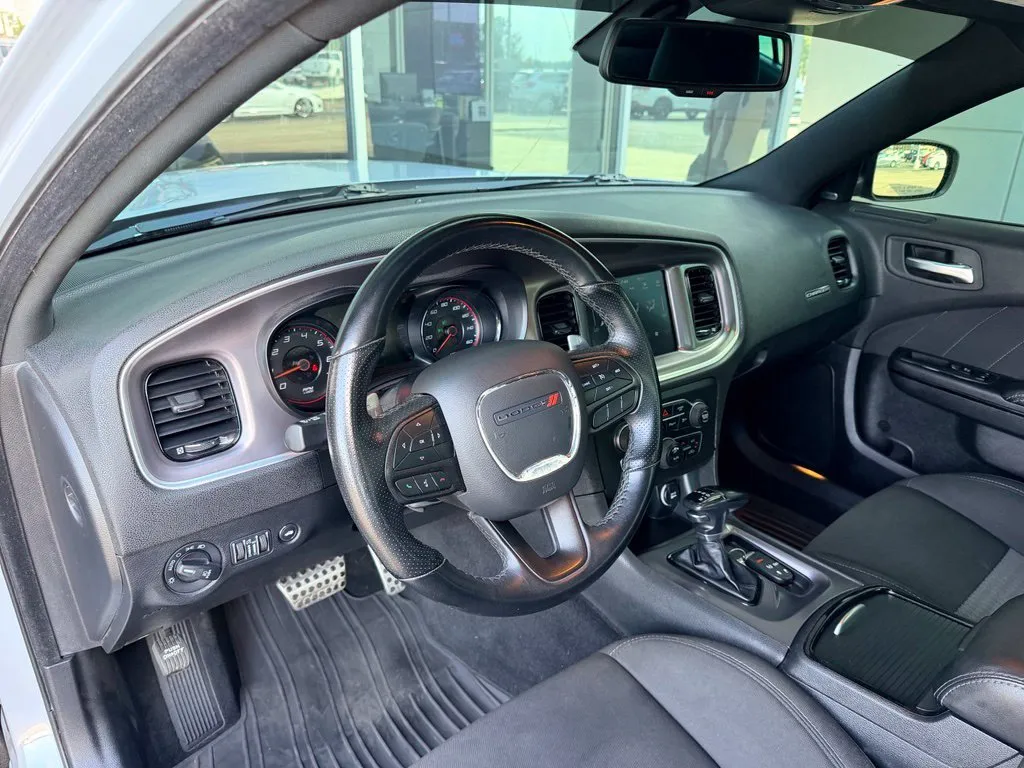 Dodge Charger photo 27
