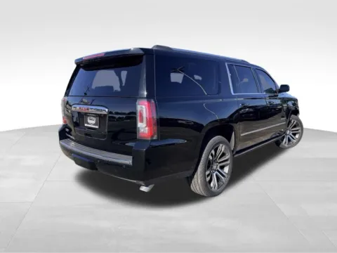 More photos of 2018 GMC Yukon XL Denali at Platinum Auto Plaza, KS