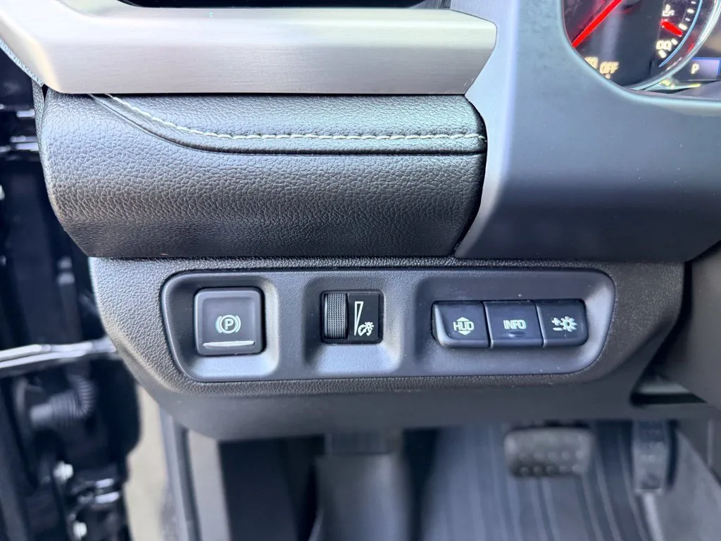GMC Acadia photo 51