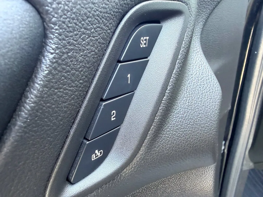 GMC Acadia photo 40