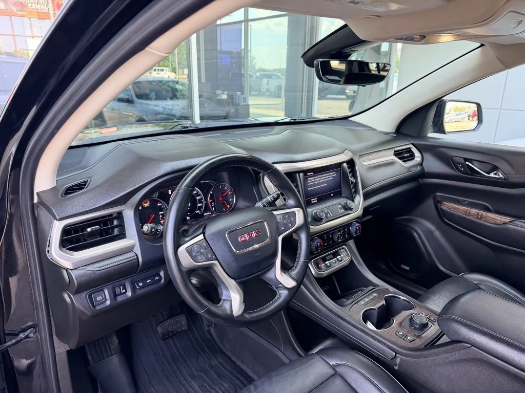 GMC Acadia photo 41