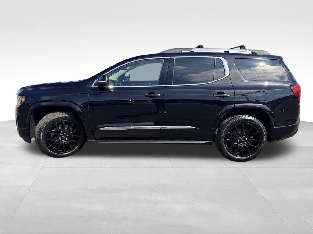 GMC Acadia photo 36