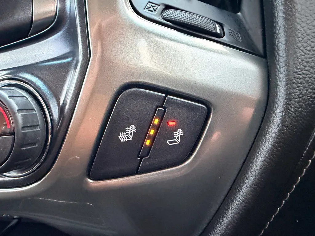 Chevrolet Silverado photo 21