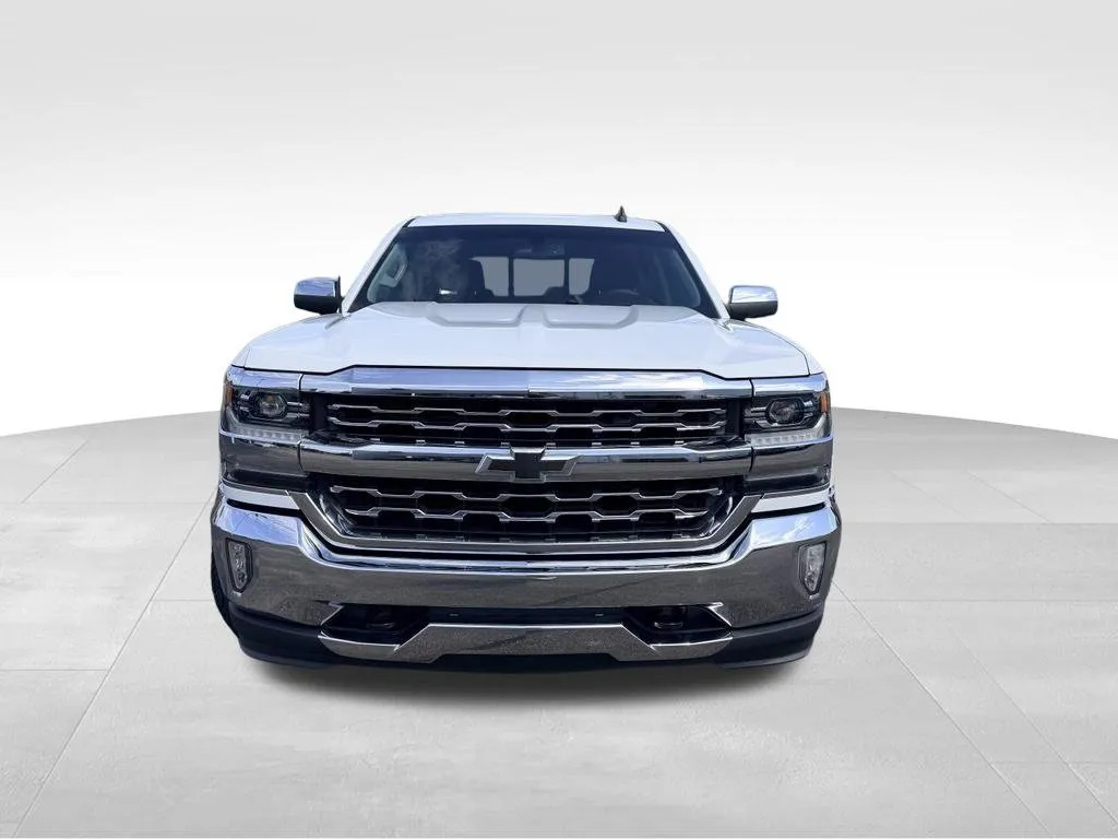 Chevrolet Silverado photo 25