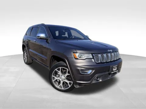 Photos of 2020 Jeep Grand Cherokee Overland for sale in Topeka, KS at Platinum Auto Plaza