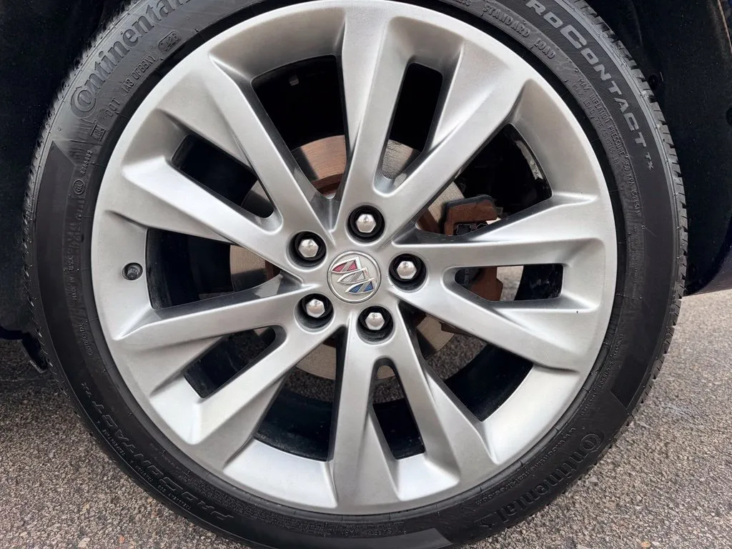Buick Envision photo 34