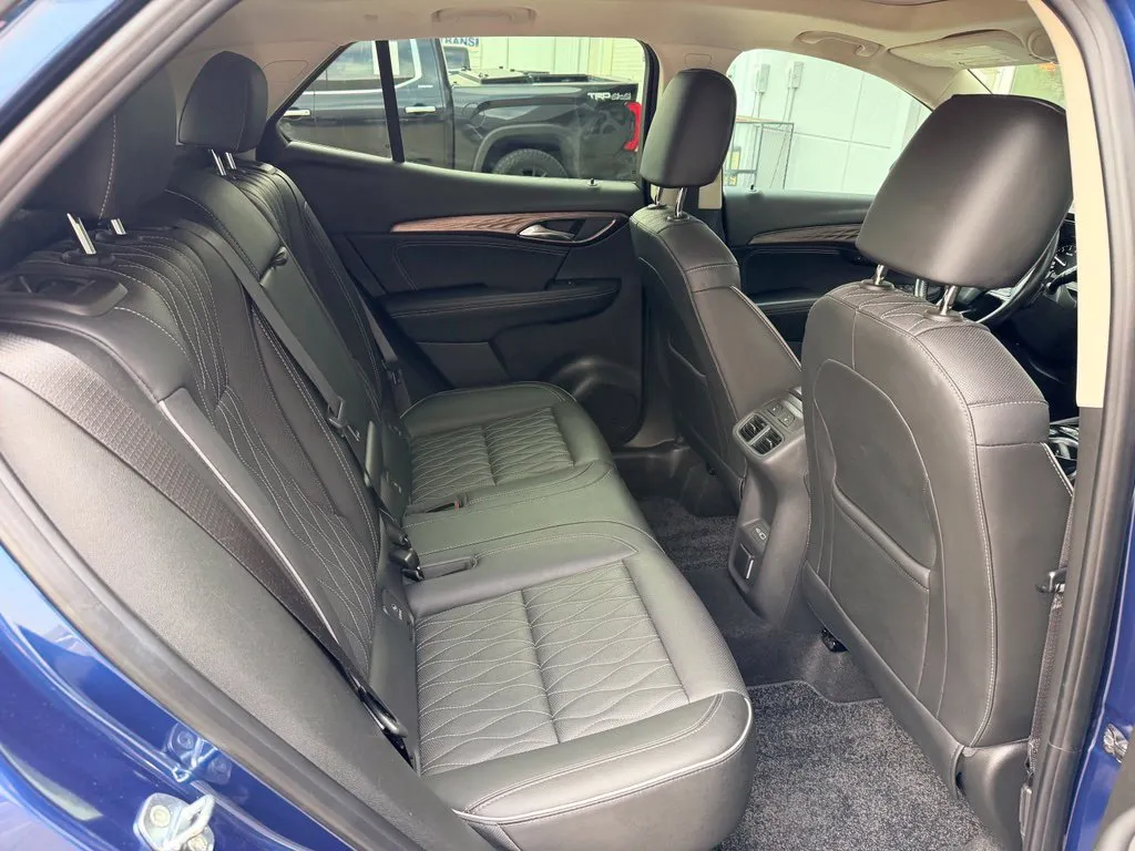 Buick Envision photo 46