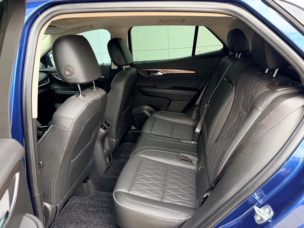 Buick Envision photo 45