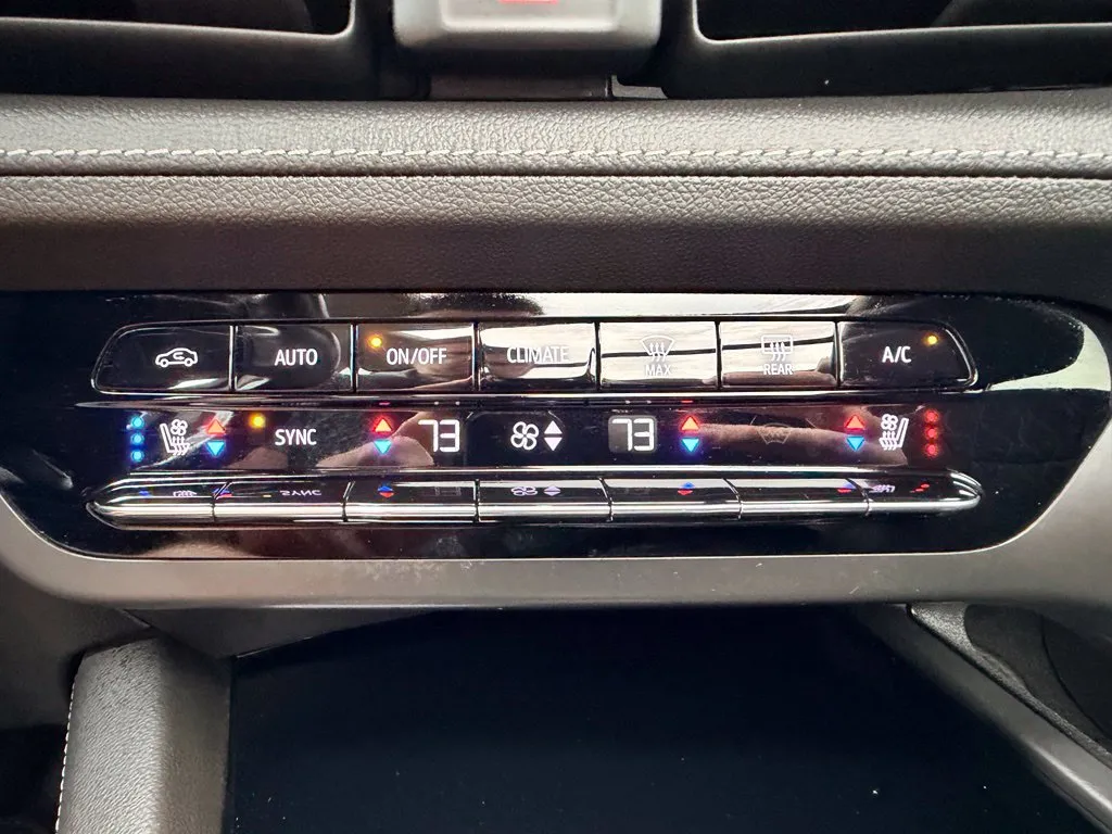 Buick Envision photo 18