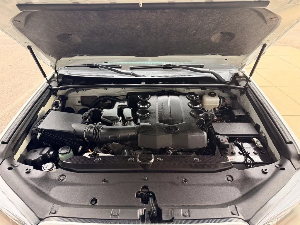 Toyota 4Runner photo 29