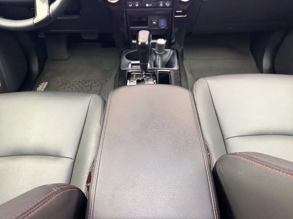Toyota 4Runner photo 49