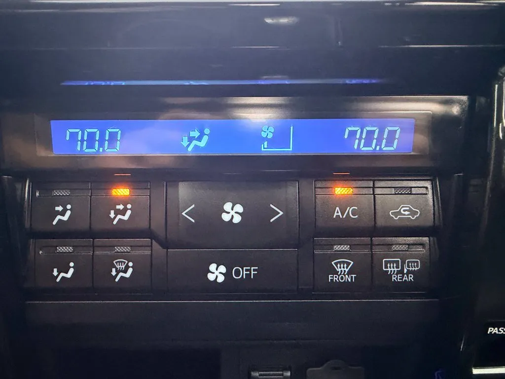 Toyota 4Runner photo 21