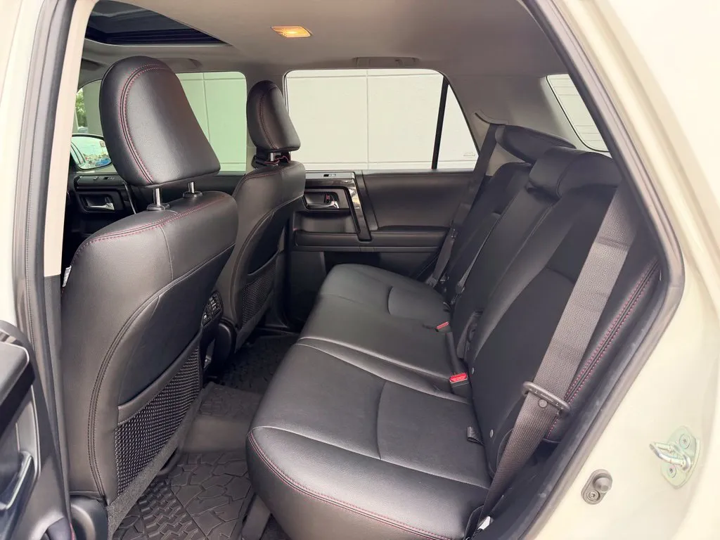 Toyota 4Runner photo 46