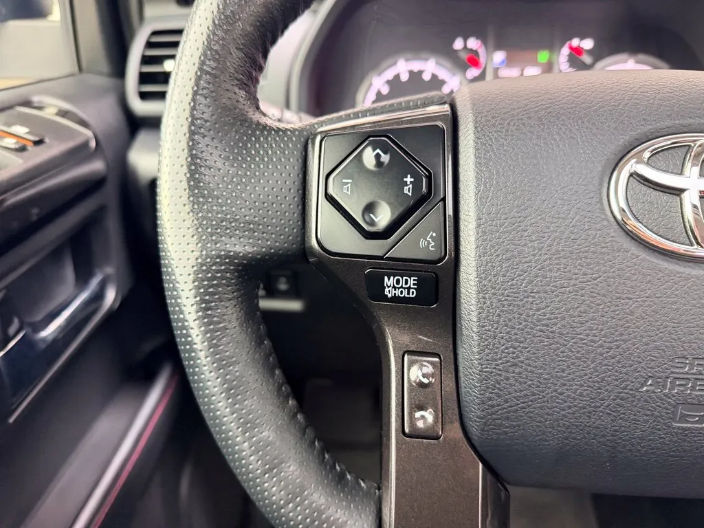 Toyota 4Runner photo 10