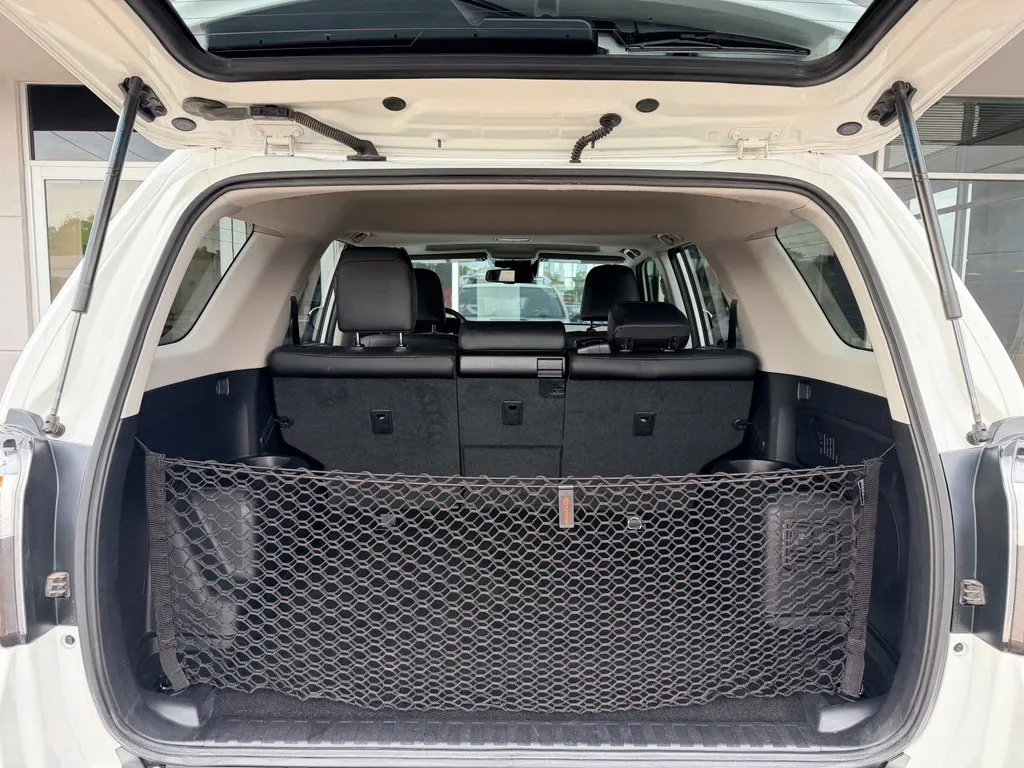 Toyota 4Runner photo 33