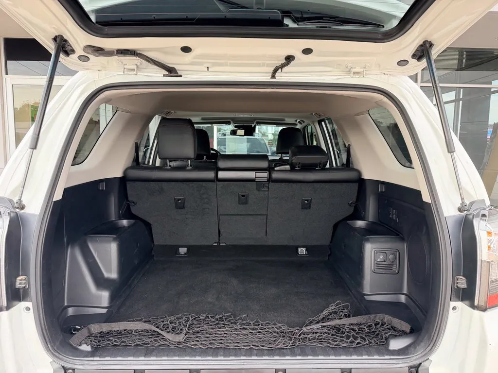 Toyota 4Runner photo 34