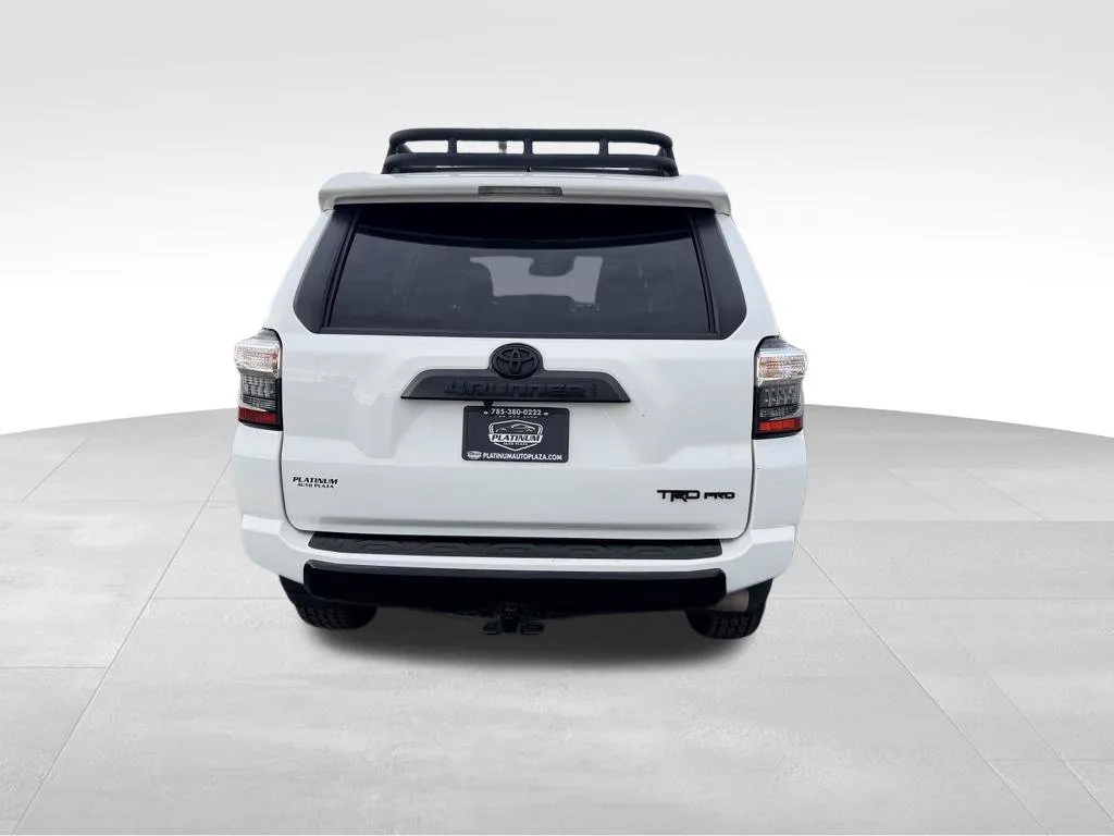 Toyota 4Runner photo 32