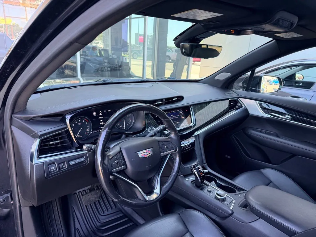 Cadillac XT6 photo 40